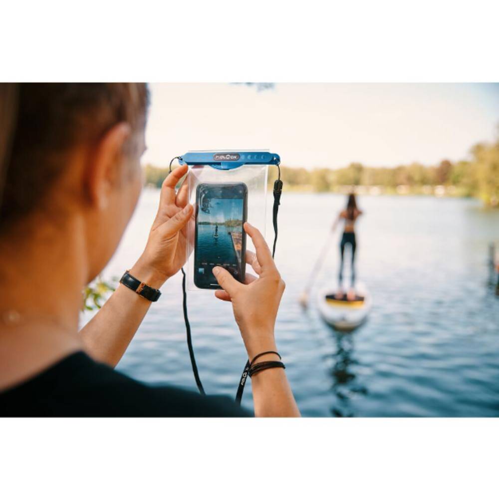 Fidlock waterproof bag for smartphone