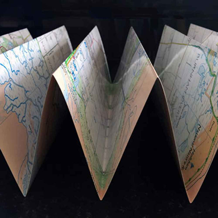 Zigzag folding map
