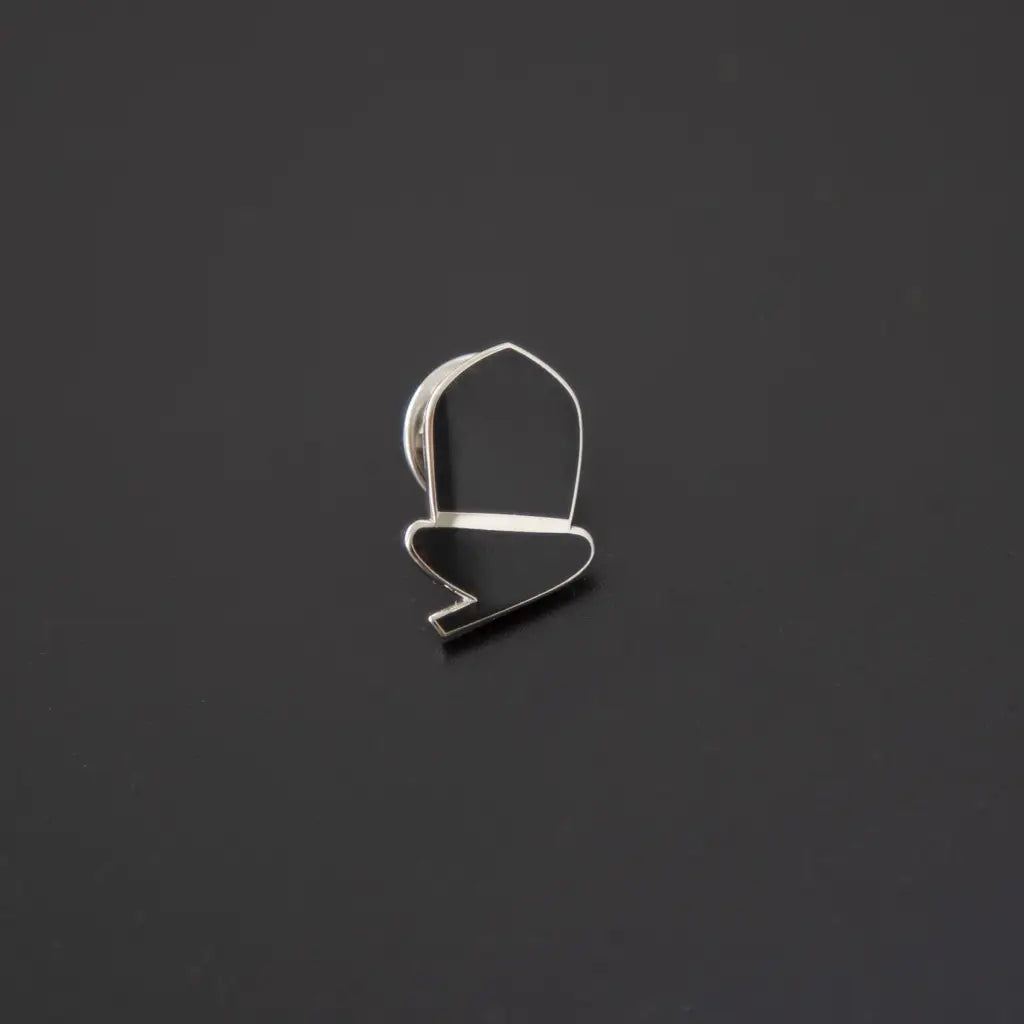 Acorn badge (various colours)-The Trails Shop