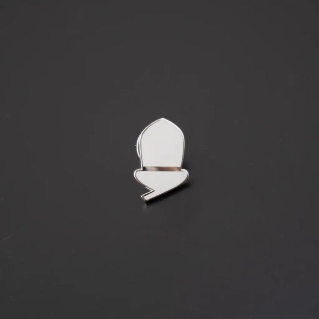 Acorn badge (various colours)-The Trails Shop