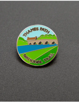 Thames Path enamel badge
